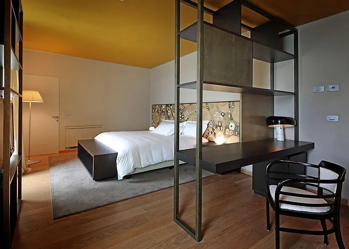 Bella Riva ガルドーネ・リヴィエラ