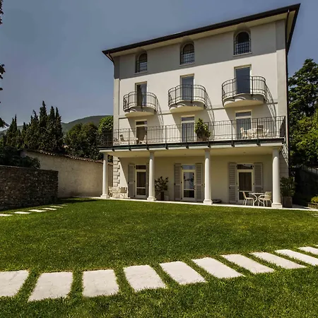 Bella Riva Hotel Gardone Riviera