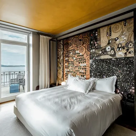 Bella Riva Hotel